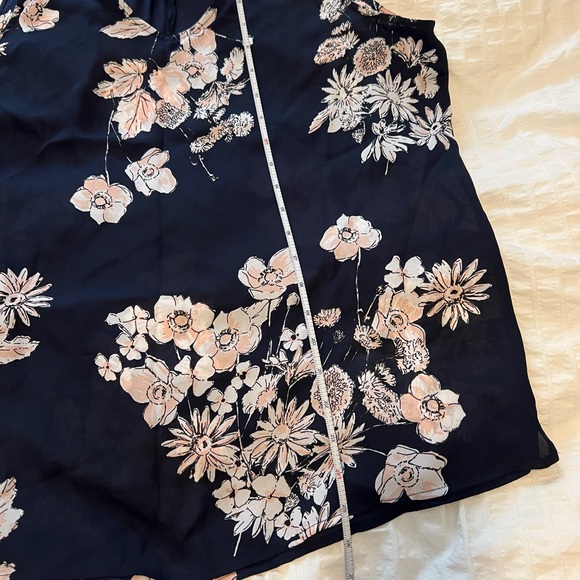 Maurices Blue Tank Top w/floral design, new with tags - Picture 6 of 6